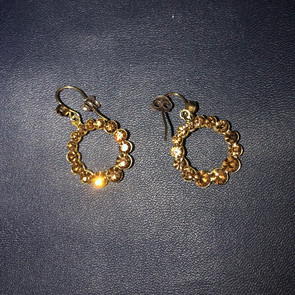 Gold dangle earrings (with hazel stones)